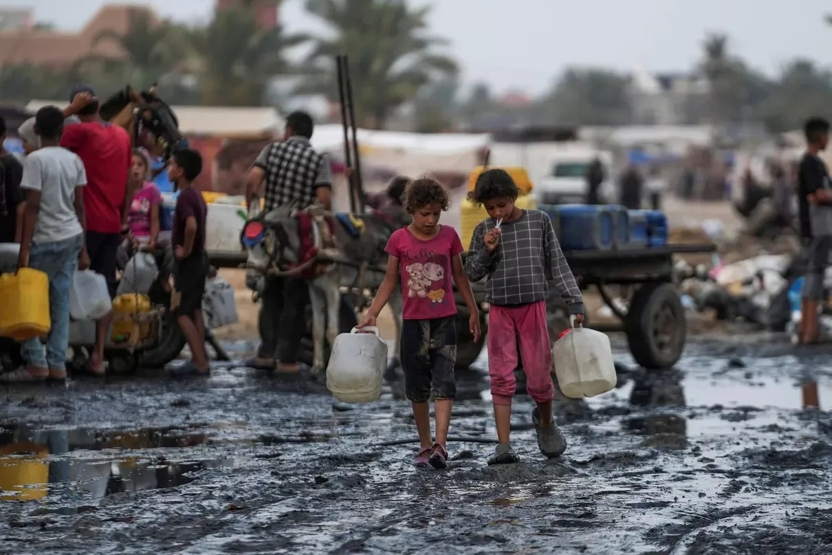 مولدات ديزل متنقلة لدعم البنية التحتية الحيوية في قطاع غزة